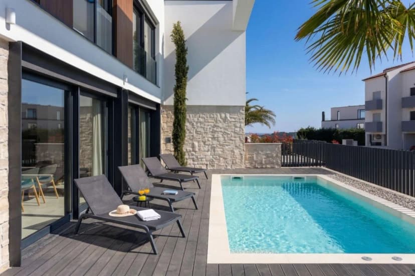 Palm Villa Yana with Pool