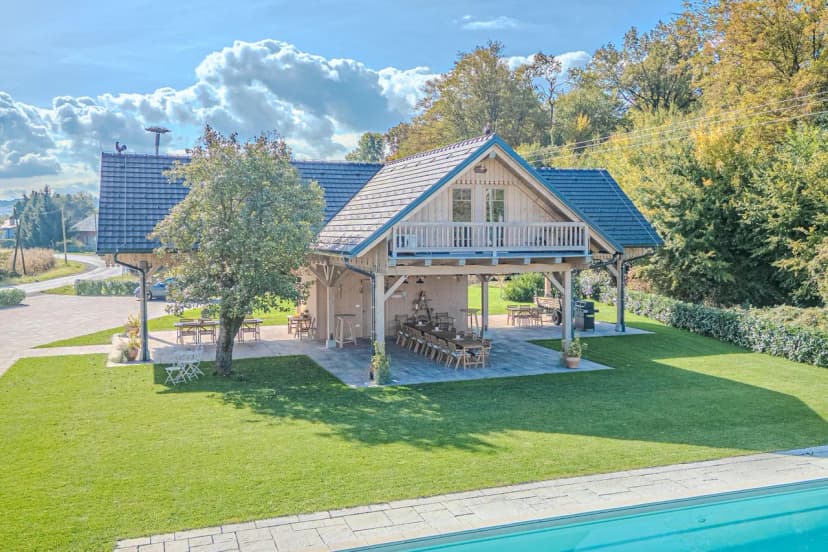 Family Barn Room w/ Shared Pool Škedenj 2