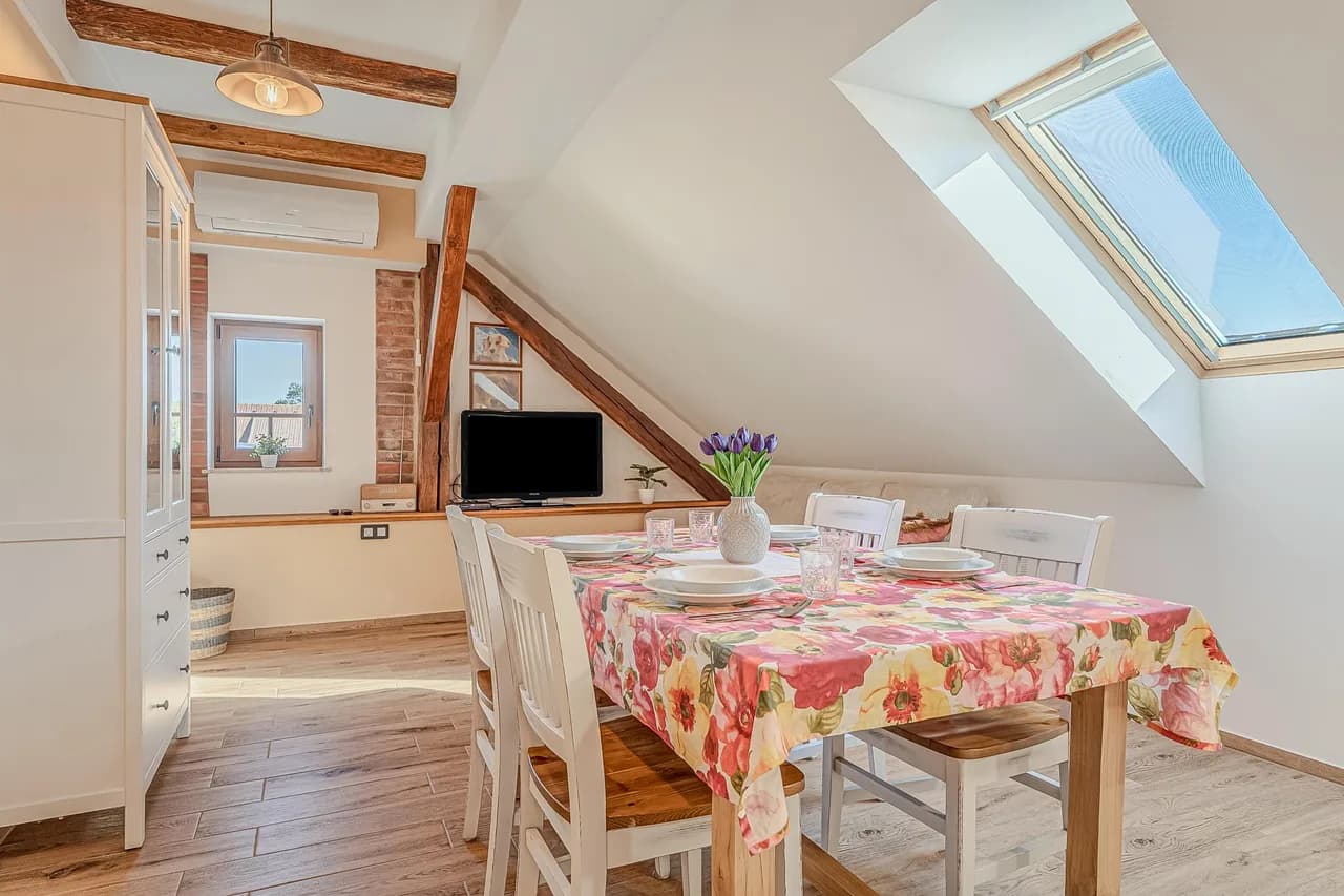 Charming Poolside Apartment in Ljutomer, photo 4