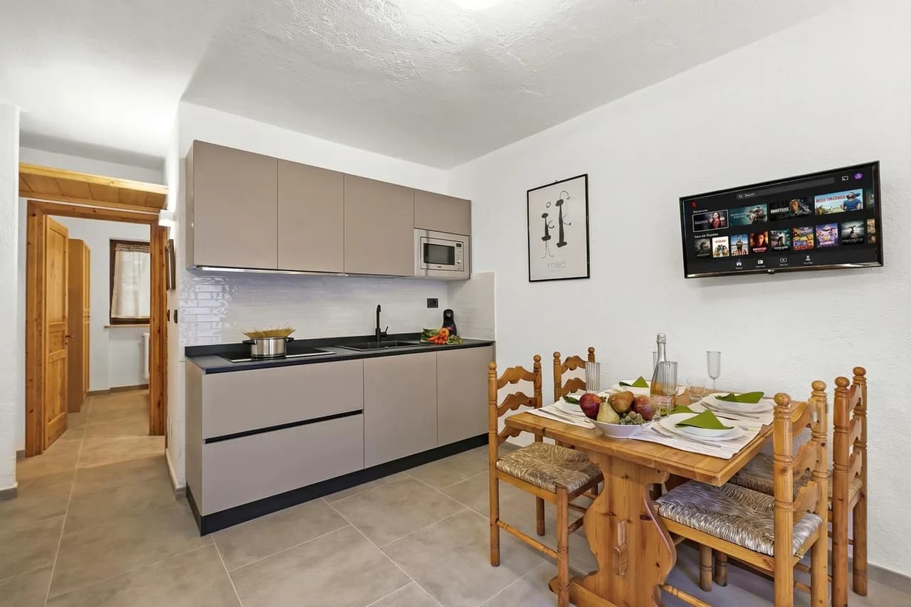 Rochebrune 6th - Flat with Balcony for 4 photo 2