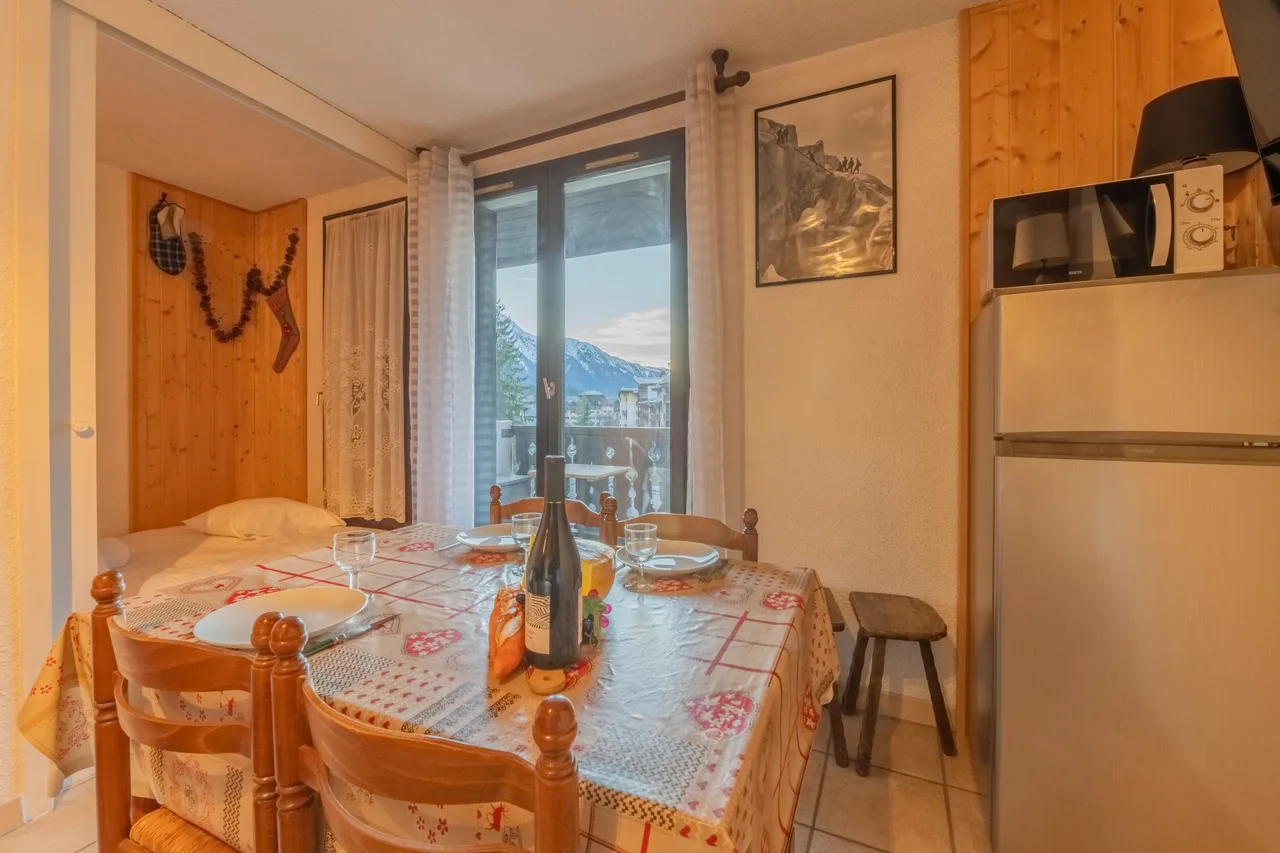 Cham Sud Iris361 Near Aiguille du Midi | Balcony Views photo 3