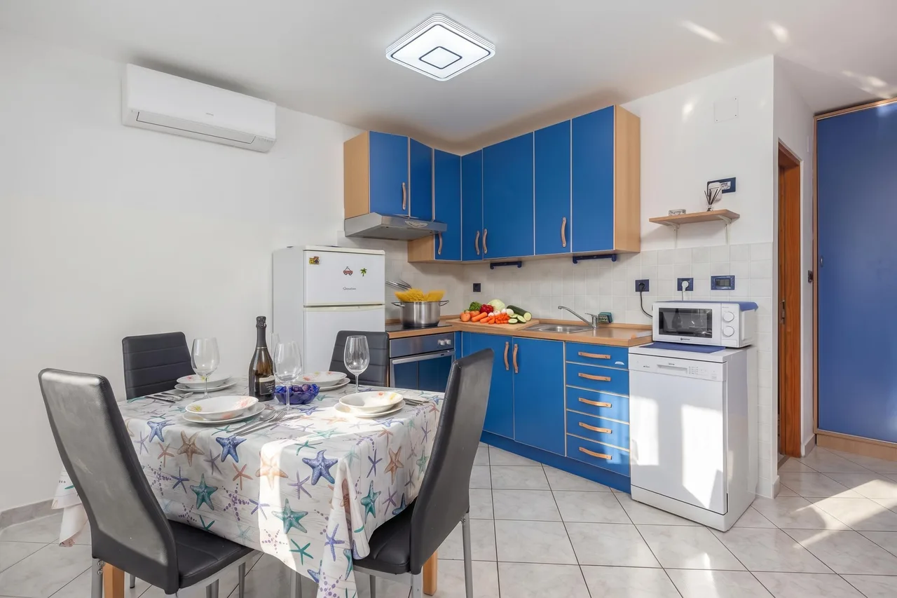 Seaview Apartment With Jacuzzi Ivano photo 3