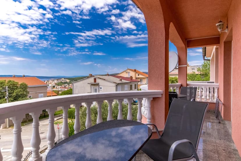 Pool Apt 2 - Novi Vinodolski (Sea View)