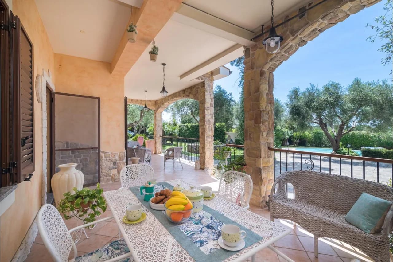 Charming Villa with Sea View in Alghero, Foto 2