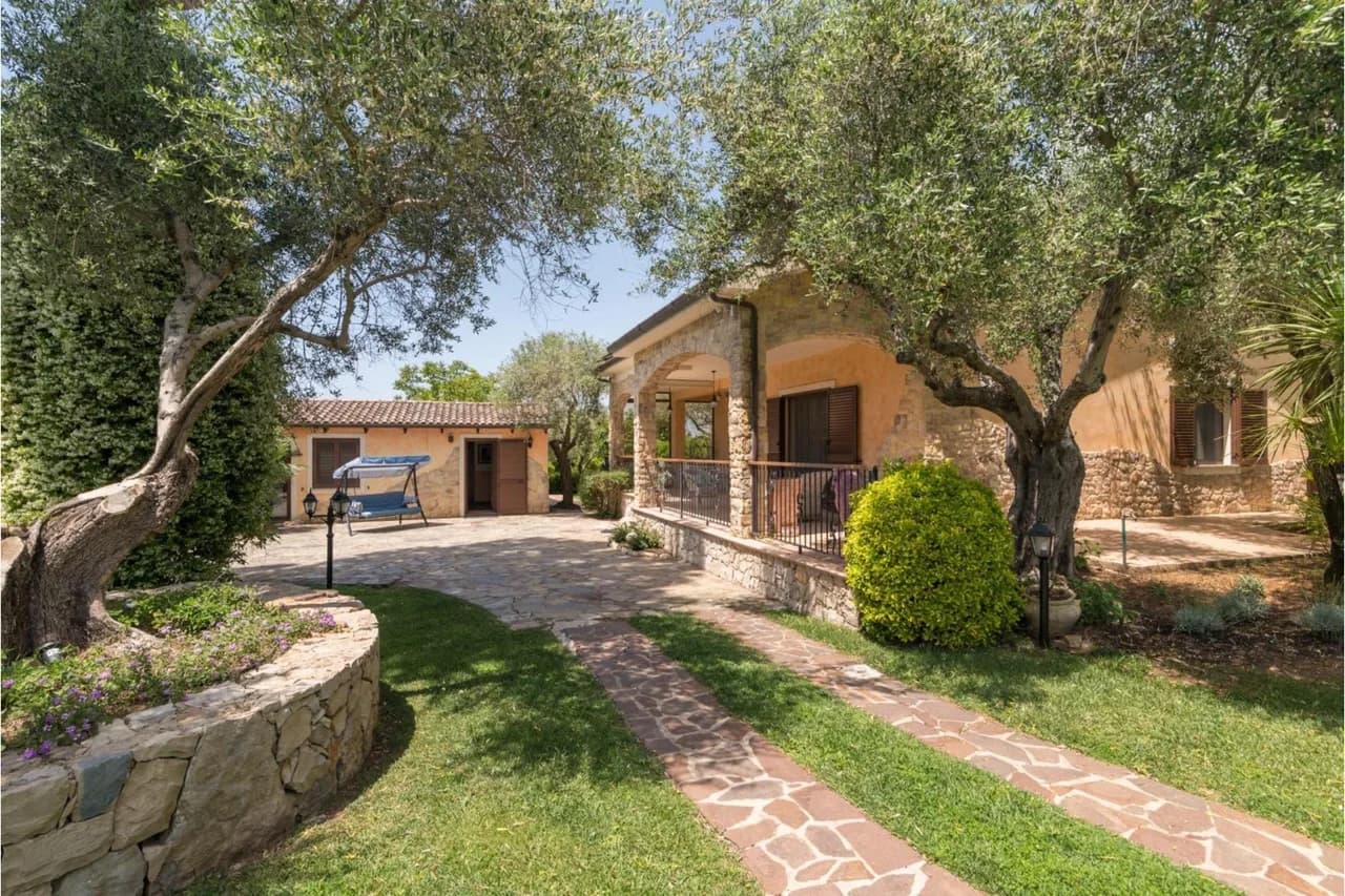Charming Villa with Sea View in Alghero, Foto 3