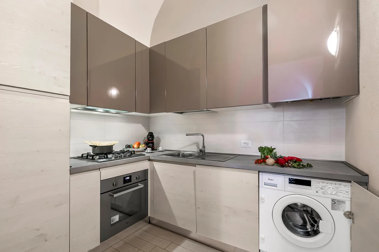 Garibaldi - Loano Centre Apartment for 4 photo 3