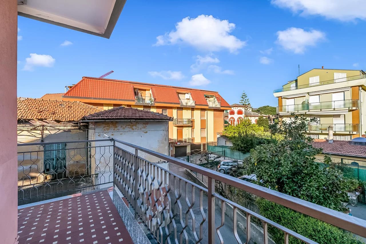 Verdi Loano Beach Apartment with Balcony photo 2