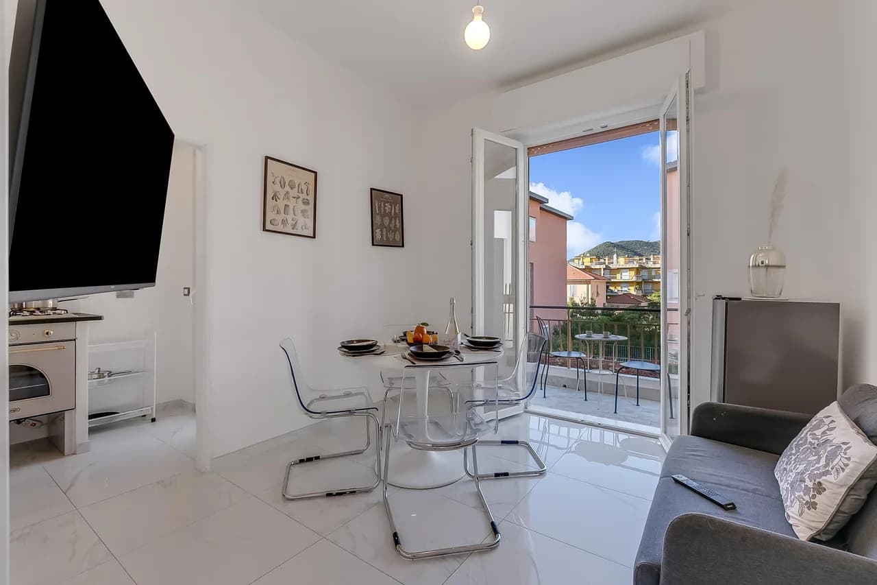 Boccaccio - Appartement avec Balcon, Près de la Marina & Plage, photo 2