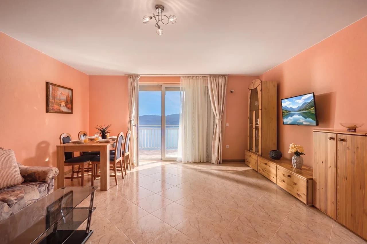 Magda 2 Apt avec vue panoramique sur la mer, photo 3