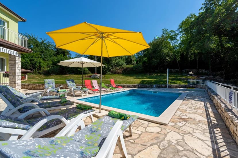 Villa Ester - Private Pool Escape for 8