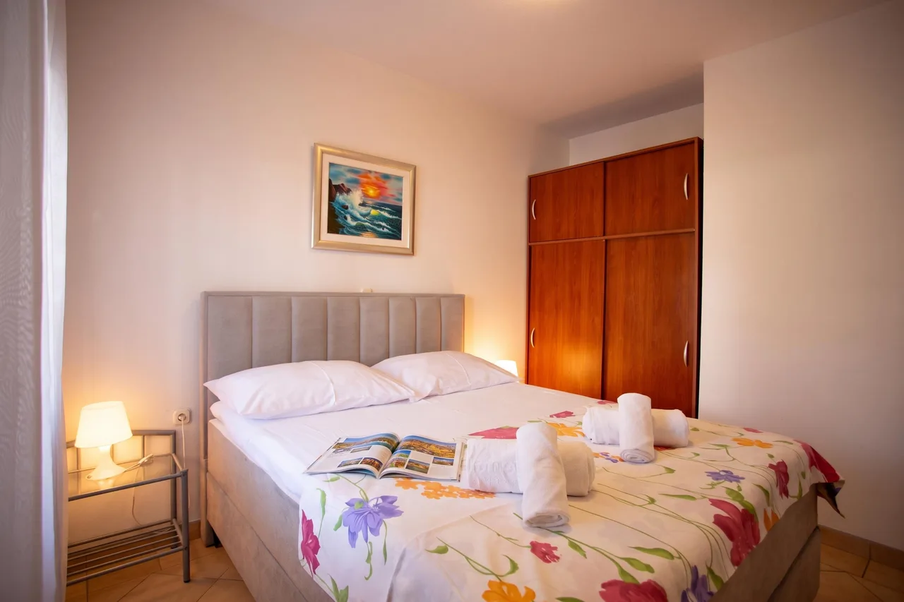 Lovely Apartment Vrsar 6 With Balcony photo 4