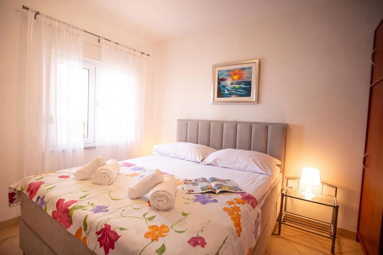Lovely Apartment Vrsar 6 With Balcony photo 5