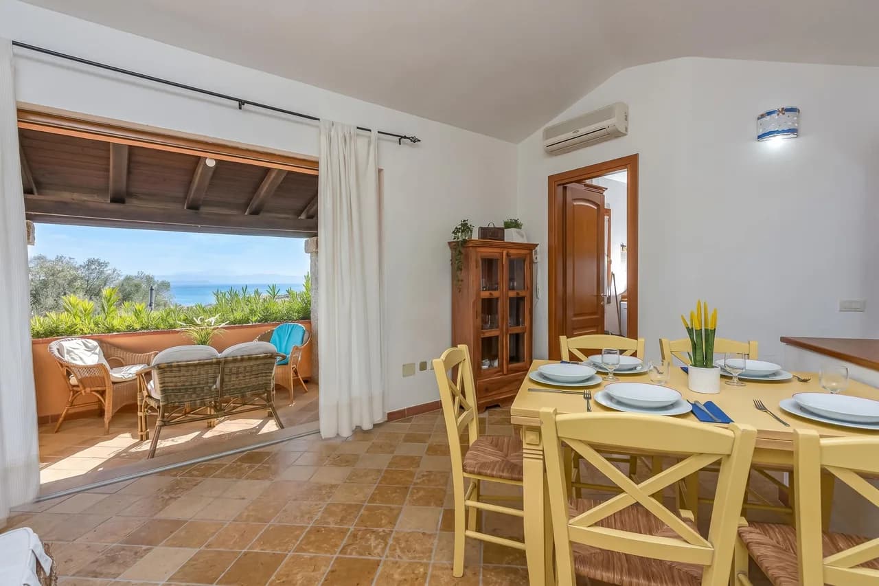 Beachfront Villa in Golfo Aranci, photo 2
