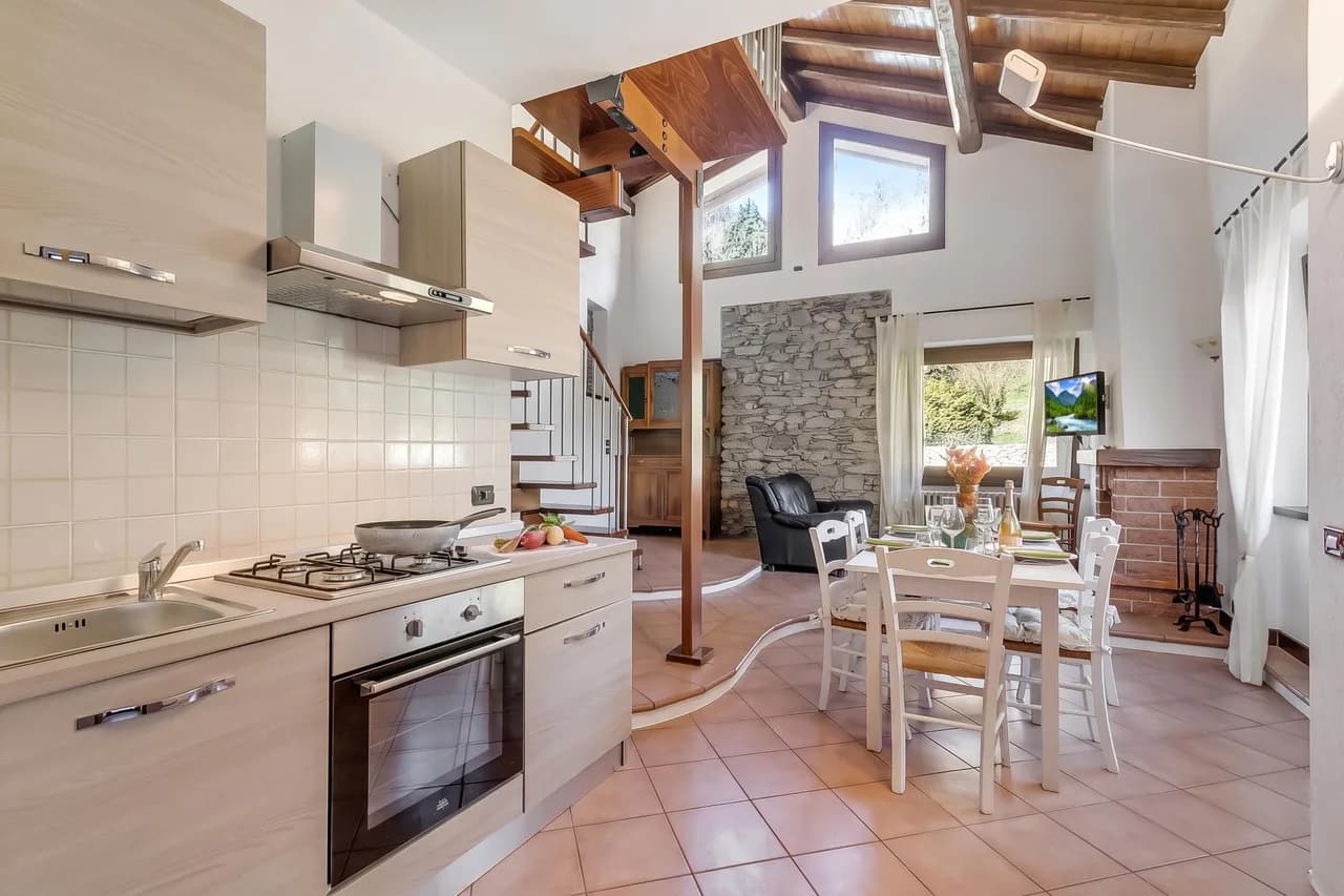 Il Borgo Del Vergante Casa Lina: Ac And Balcony photo 4