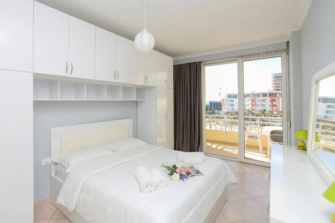 Luna Sea View Apartment 5 Floor photo 5