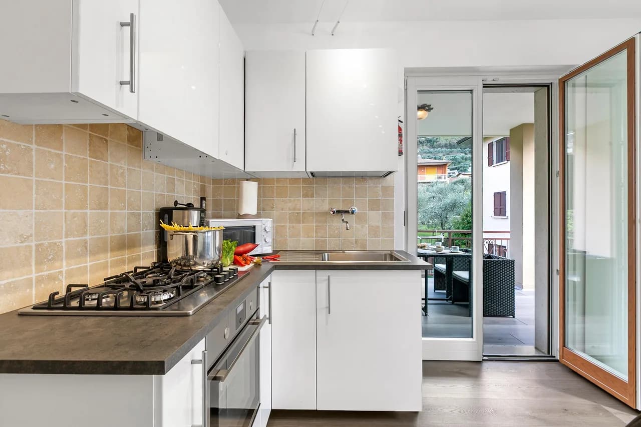 Lake and Mountain View Apartment in Malcesine, foto 4