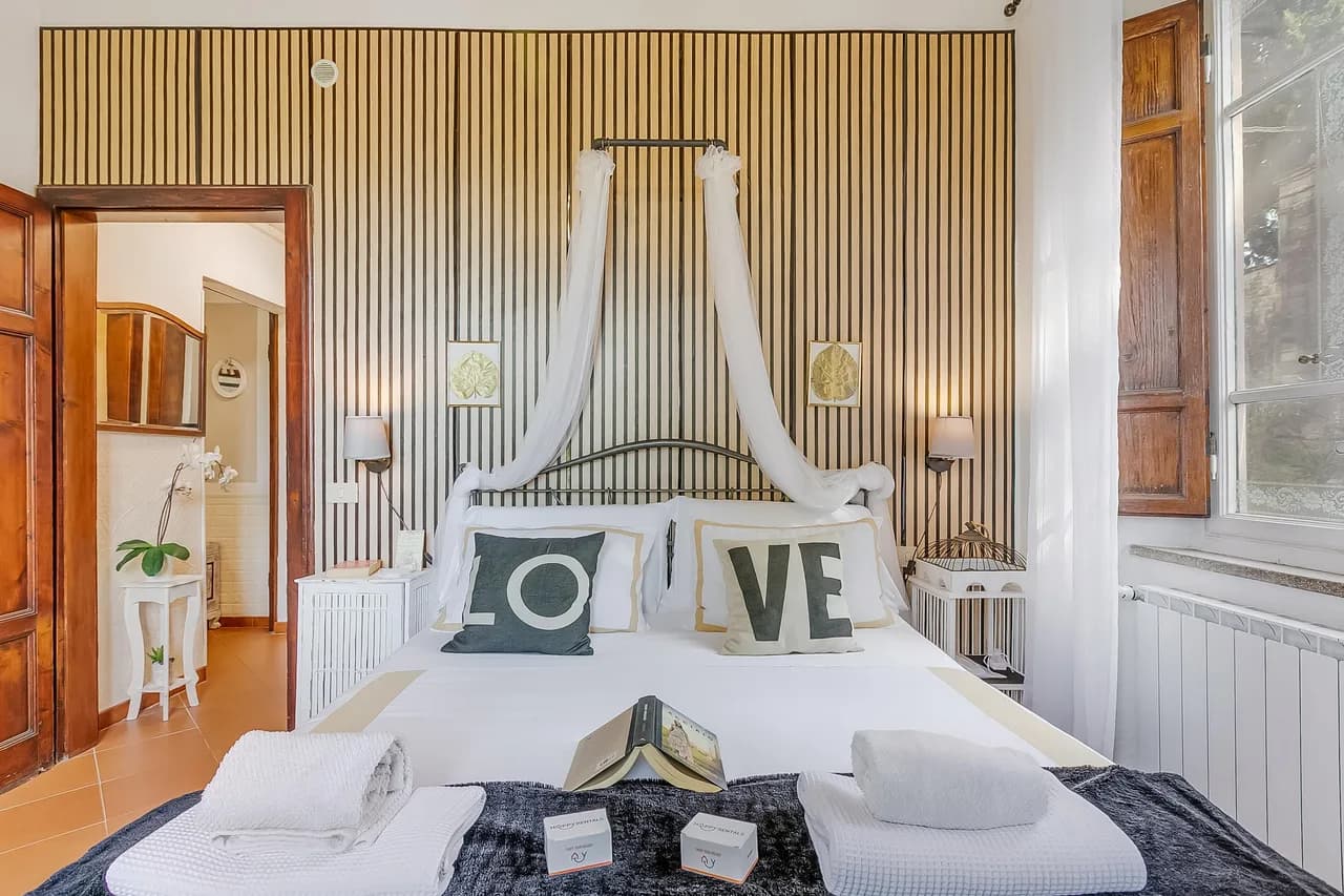 Romantic Apt Jacuzzi,Private Garden & Pet Friendly photo 5