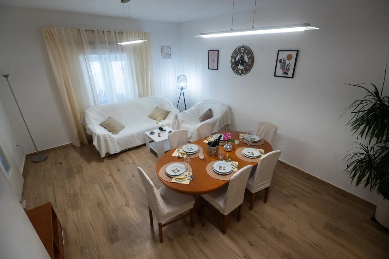Private Pool Vacation Home in Pridraga, foto 4