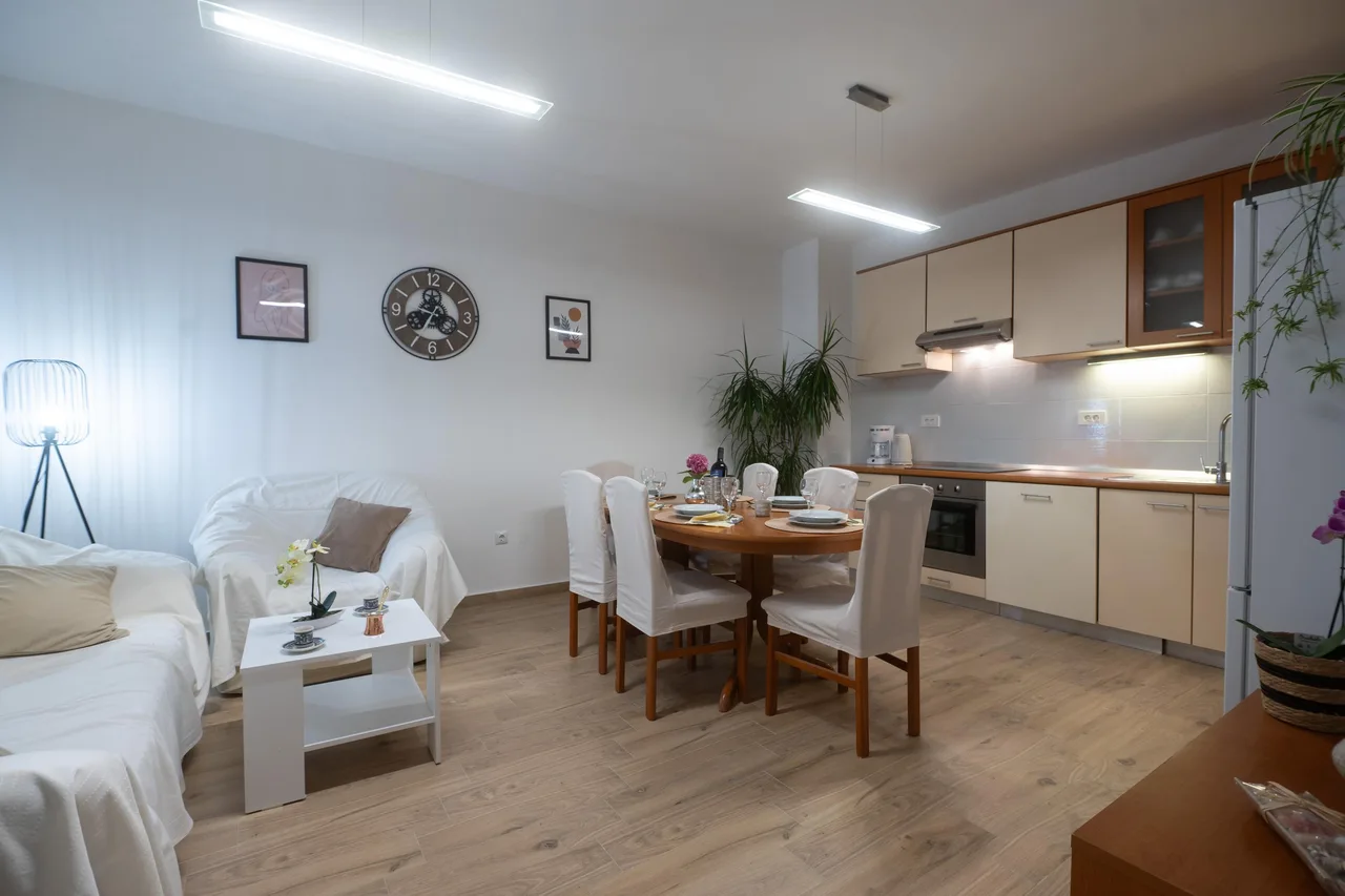 Private Pool Vacation Home in Pridraga, foto 5