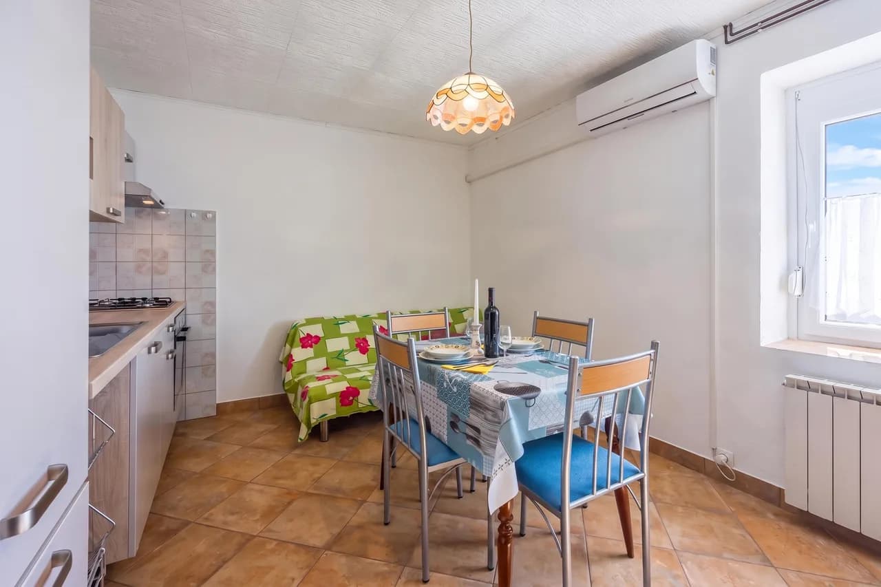 Rural Apt Lea for 2 /w Terrace photo 5