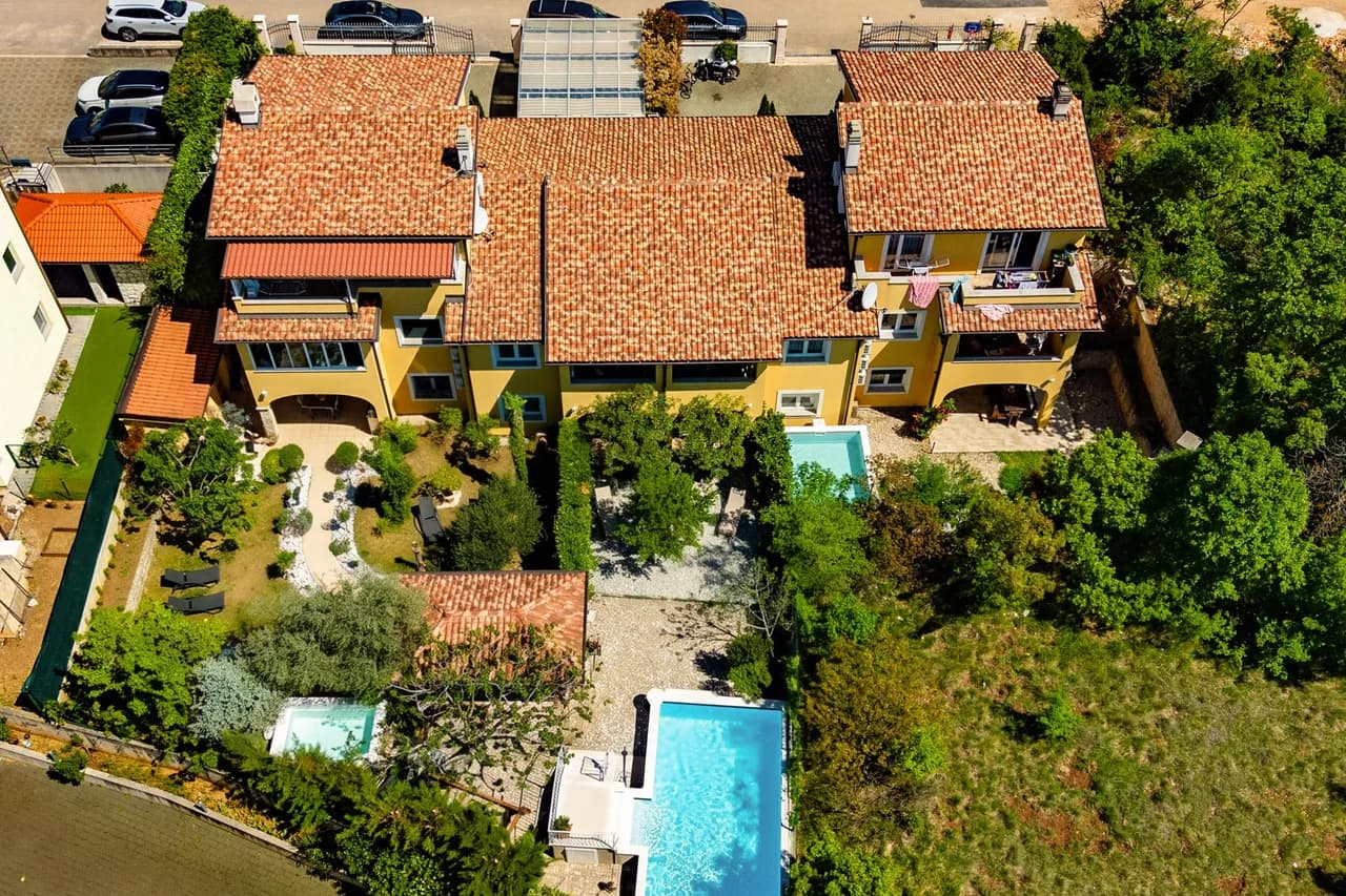 Seaside Pool Apartment in Kostrena photo 2