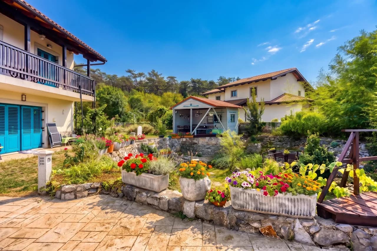 Suite Villa Salamander - Jardin & Chargeur EV, photo 2