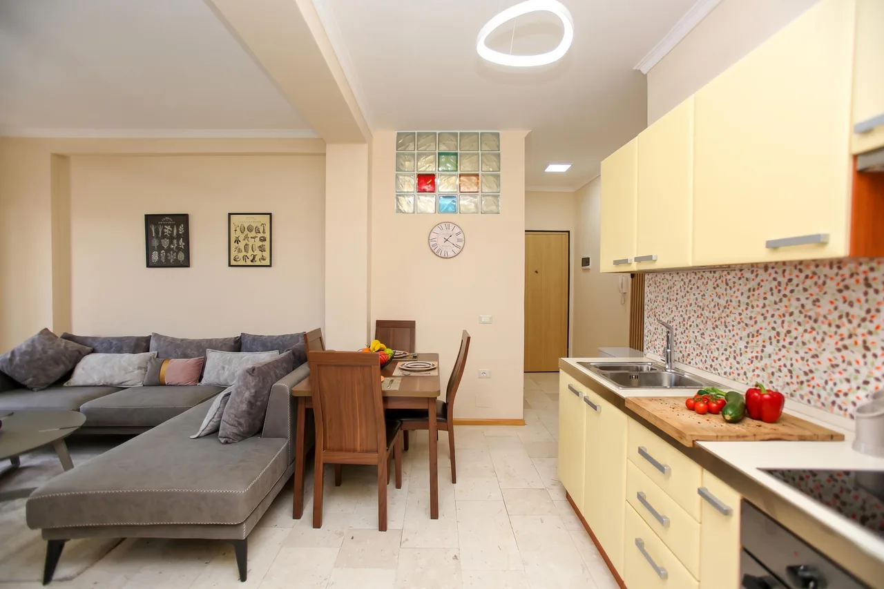 Vlora Sunset Apartment /w Balcony & Sea View photo 3