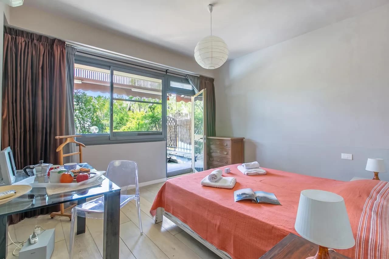 Charming Apartment with Private Garden in Torre del Lago, Foto 5