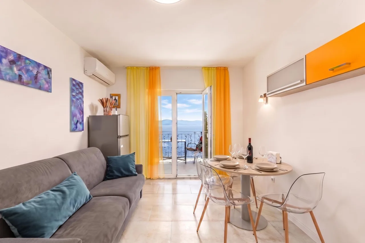 Beachside Villa Mia Apartment 2 photo 4