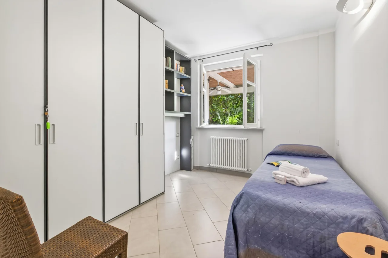Charming Garden Apartment in Marina di Massa, Foto 5