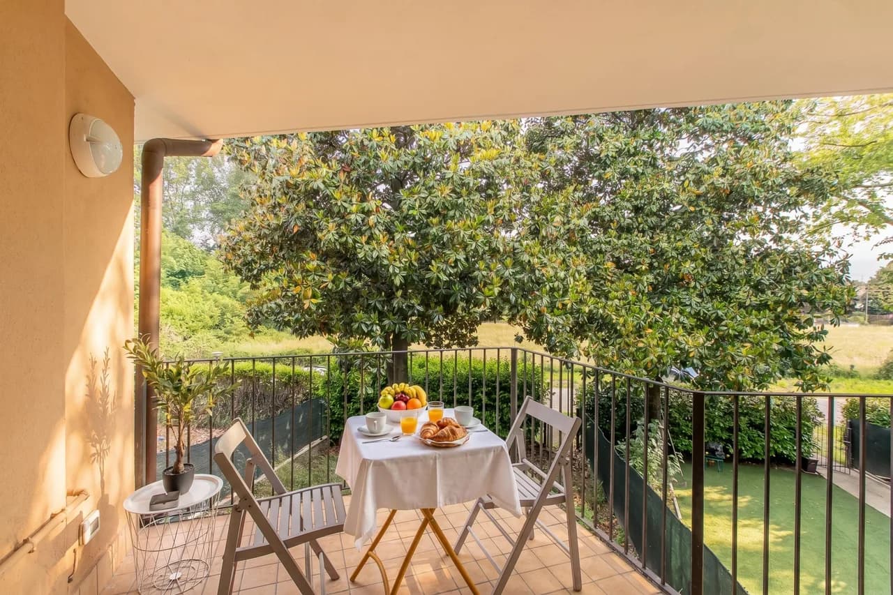 Residenza il Mulino : appartement Ispra au bord du lac Majeur avec terrasse, photo 2