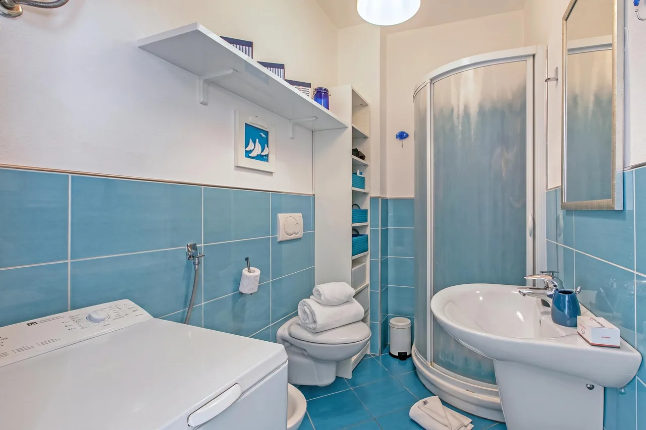 Super Central Apartment with Balcony photo 5