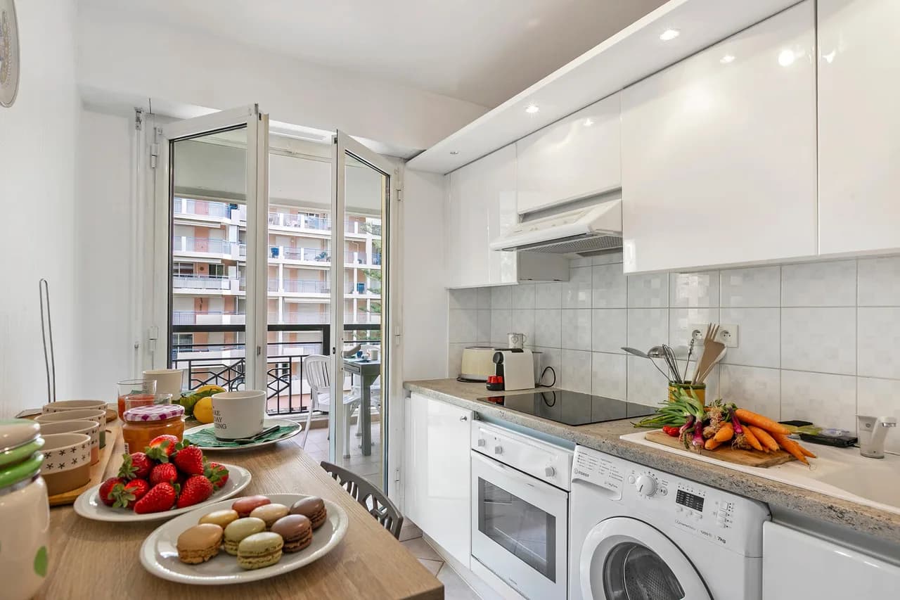 Daturas Bright Apt with Balcony photo 4