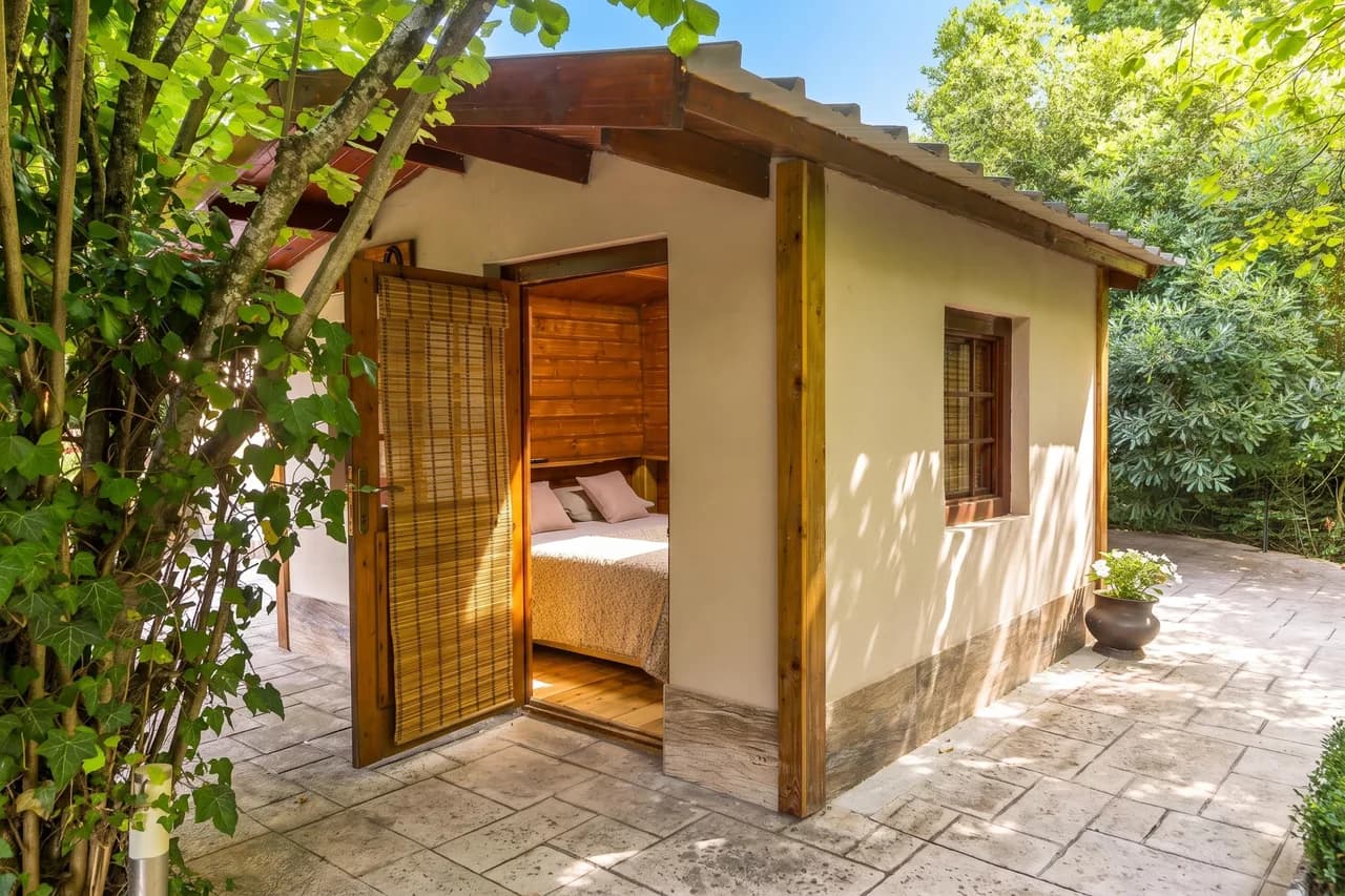 Paradise Forest Glamping near Koper Hut 1 photo 5