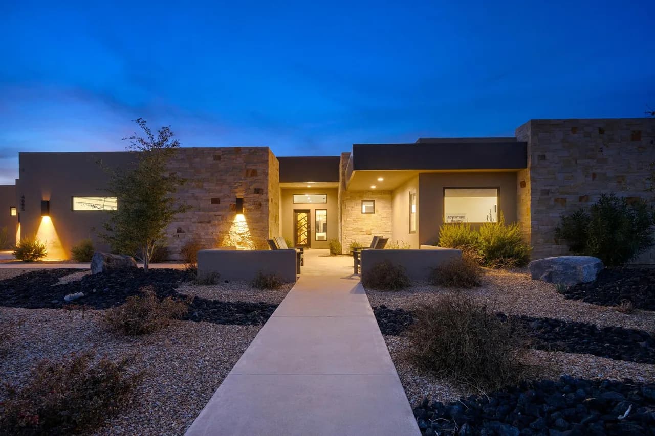 Desert Mirage photo 2