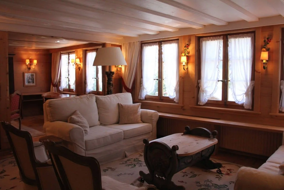 Greatly Renovated 400 Year Old Chalet near Gstaad photo 3