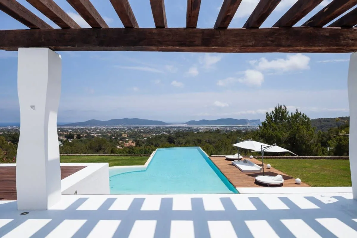 Sensacional villa con una enorme piscina infinita, foto 5
