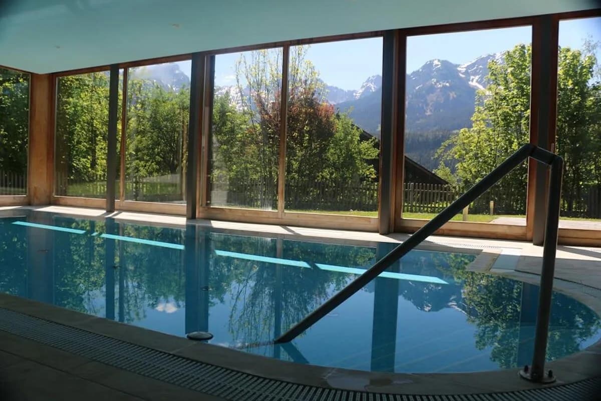 Great View spacious 3 BR flat with Pool and Gym photo 5