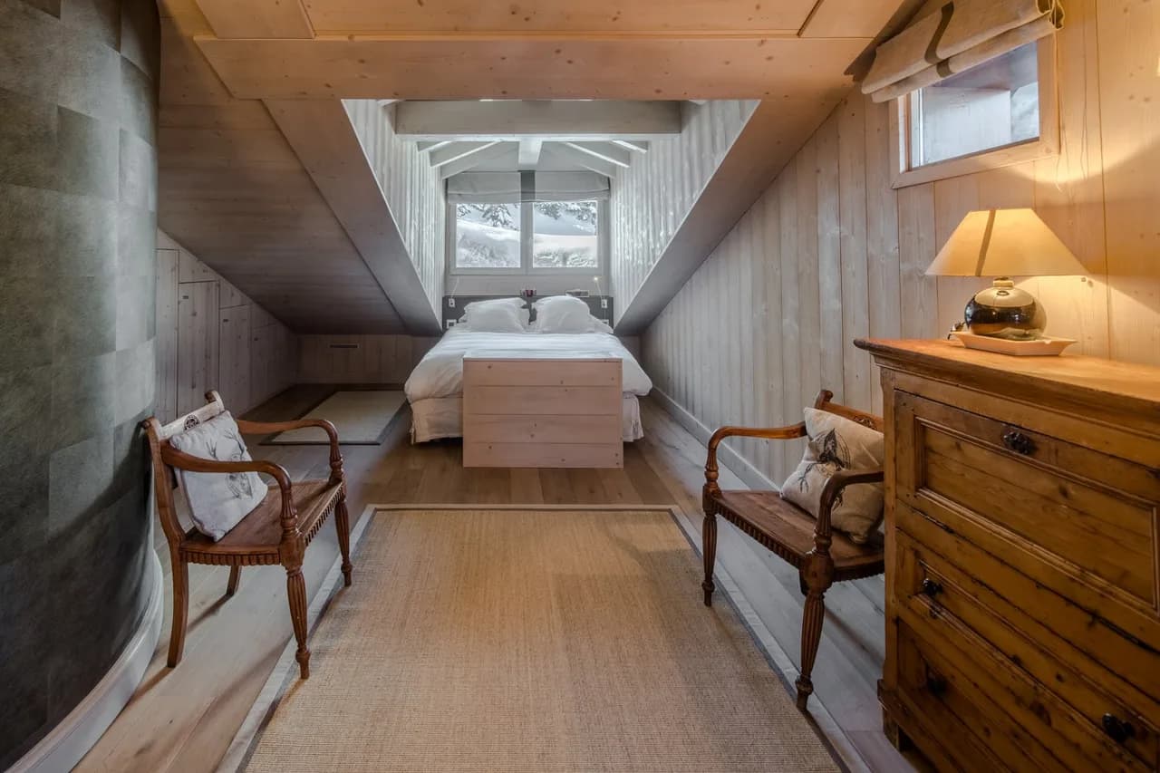 Stunning Deluxe Chalet with Pool and Wellness photo 3