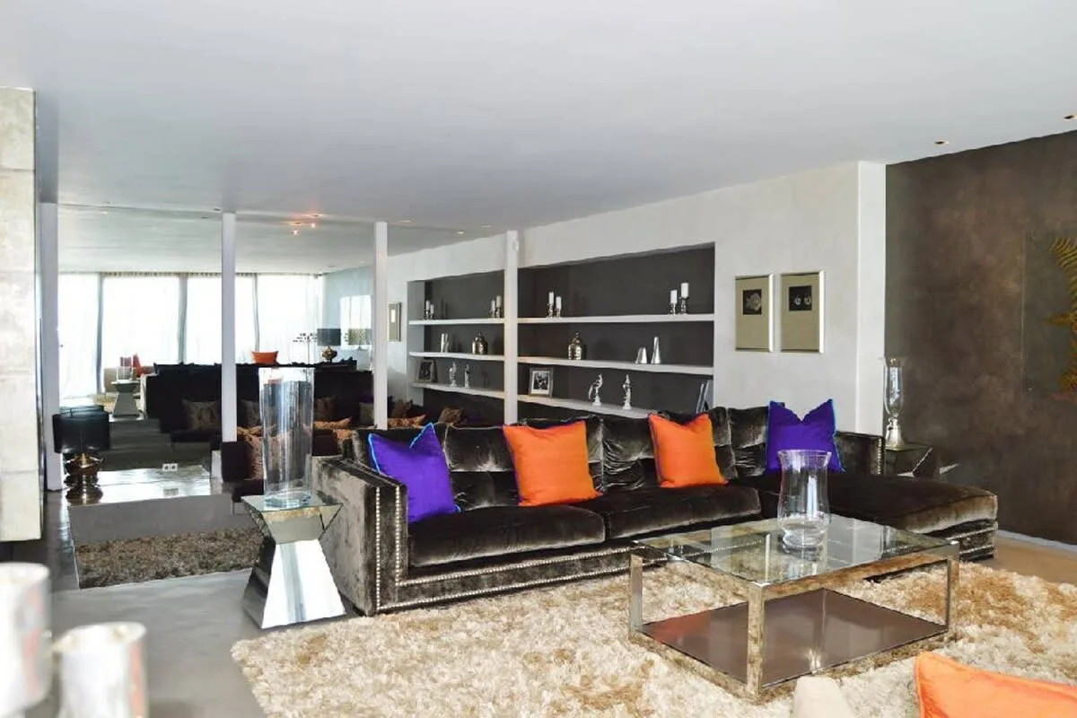 Luxuriöse Frontliner-Villa im Zentrum von Marbella, Foto 2