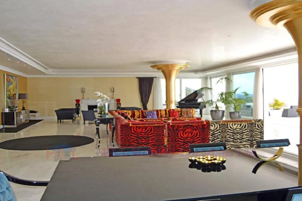 Außergewöhnlich feinste Villa in Sierra Blanca