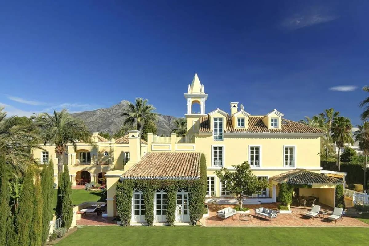 Die beste Villa im Süden im Herzen des Golf Valley