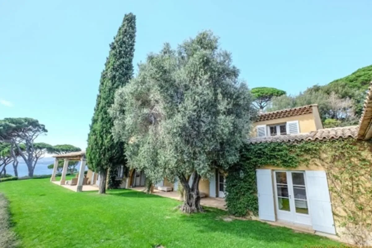Incroyable Villa avec Grande Vue sur la Mer, photo 2