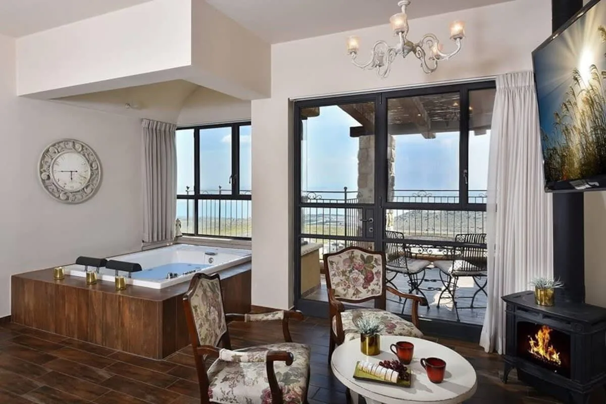 Beautiful, Large Villa on the Galilee Mountain photo 4