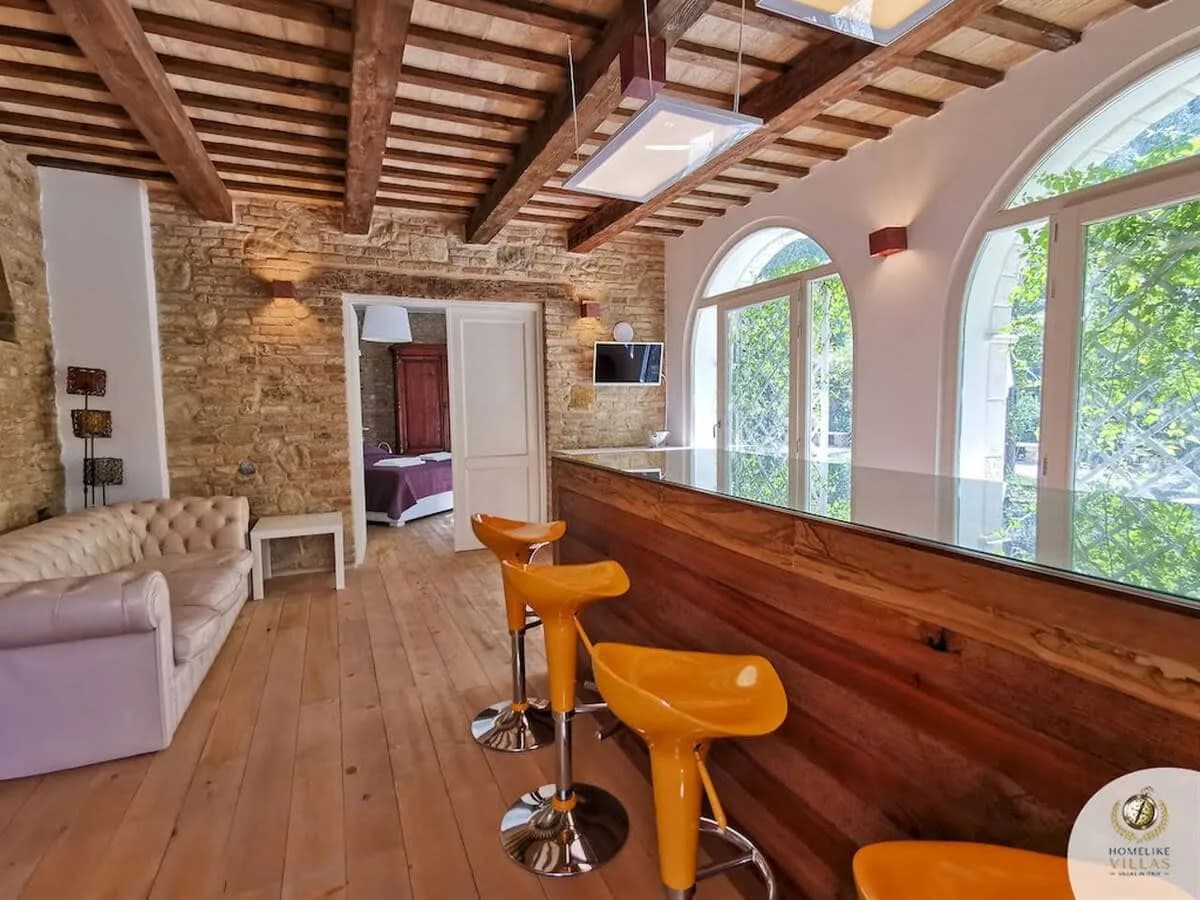 Einzigartige Wohnvilla - Mächtig und Elegant, Foto 2