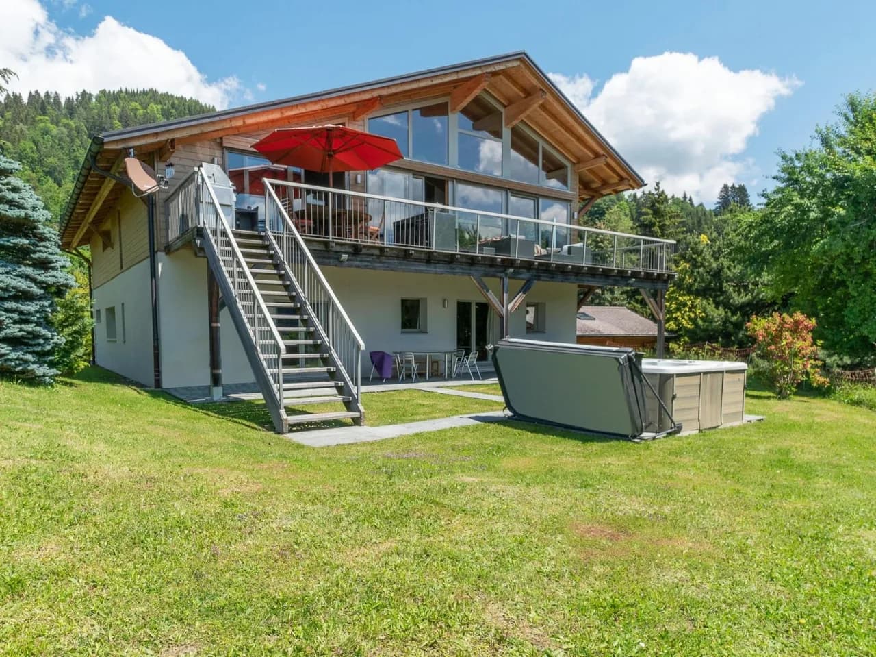 Luxuriöses Ski-Chalet mit Fitnessraum und Jacuzzi, Foto 3