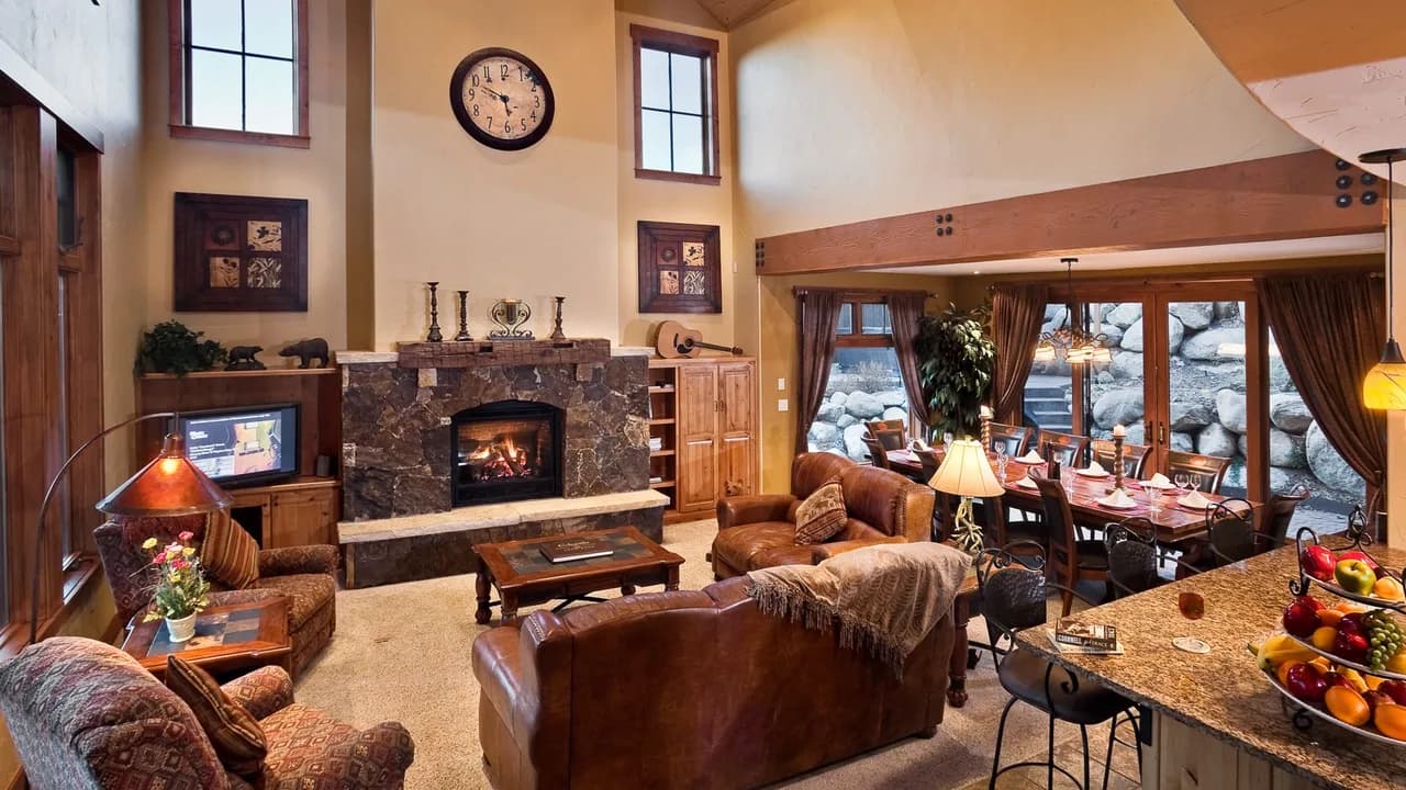 Brown Bear Chalet