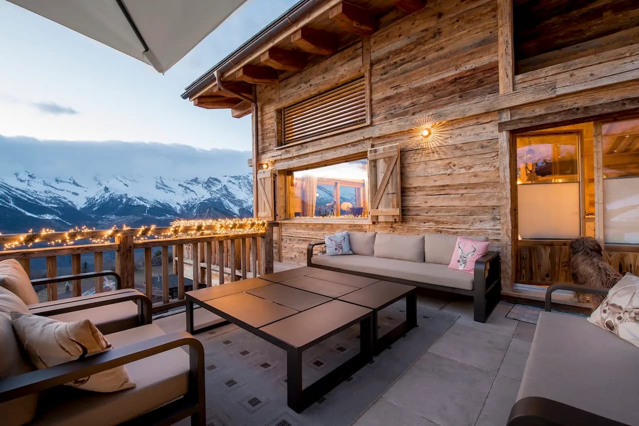 Chalet de Luxe avec Spa Privé à Riddes, photo 5
