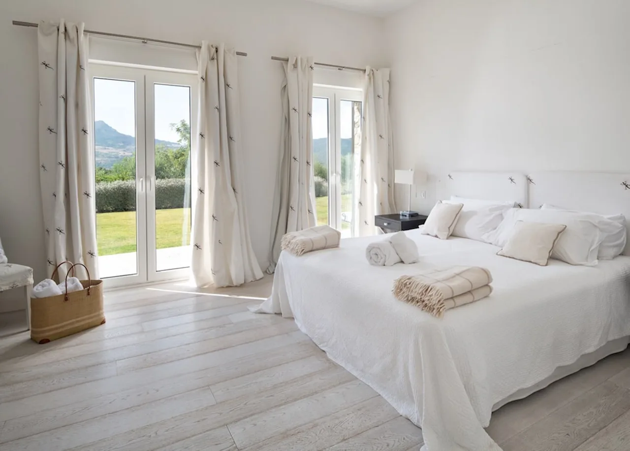 Entspannende Wunder Villa mit Solarbeheiztem Pool, Foto 4