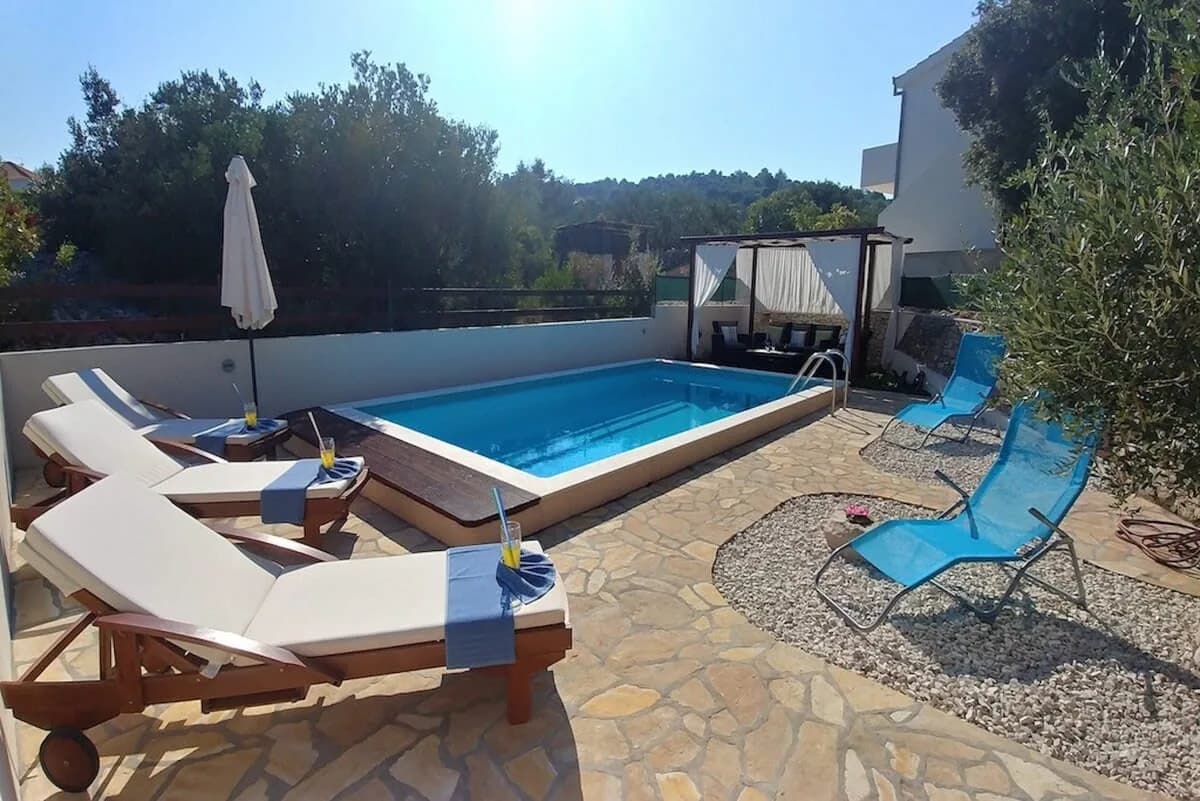Dulce Villa de Vacaciones cerca de la Playa de Varos, foto 5